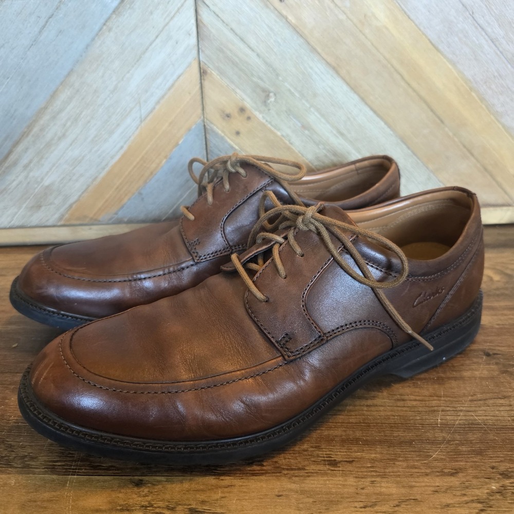 Clarks Shoes Men's Size 9M Brown Leather Lace Up Oxford Comfort Extralight